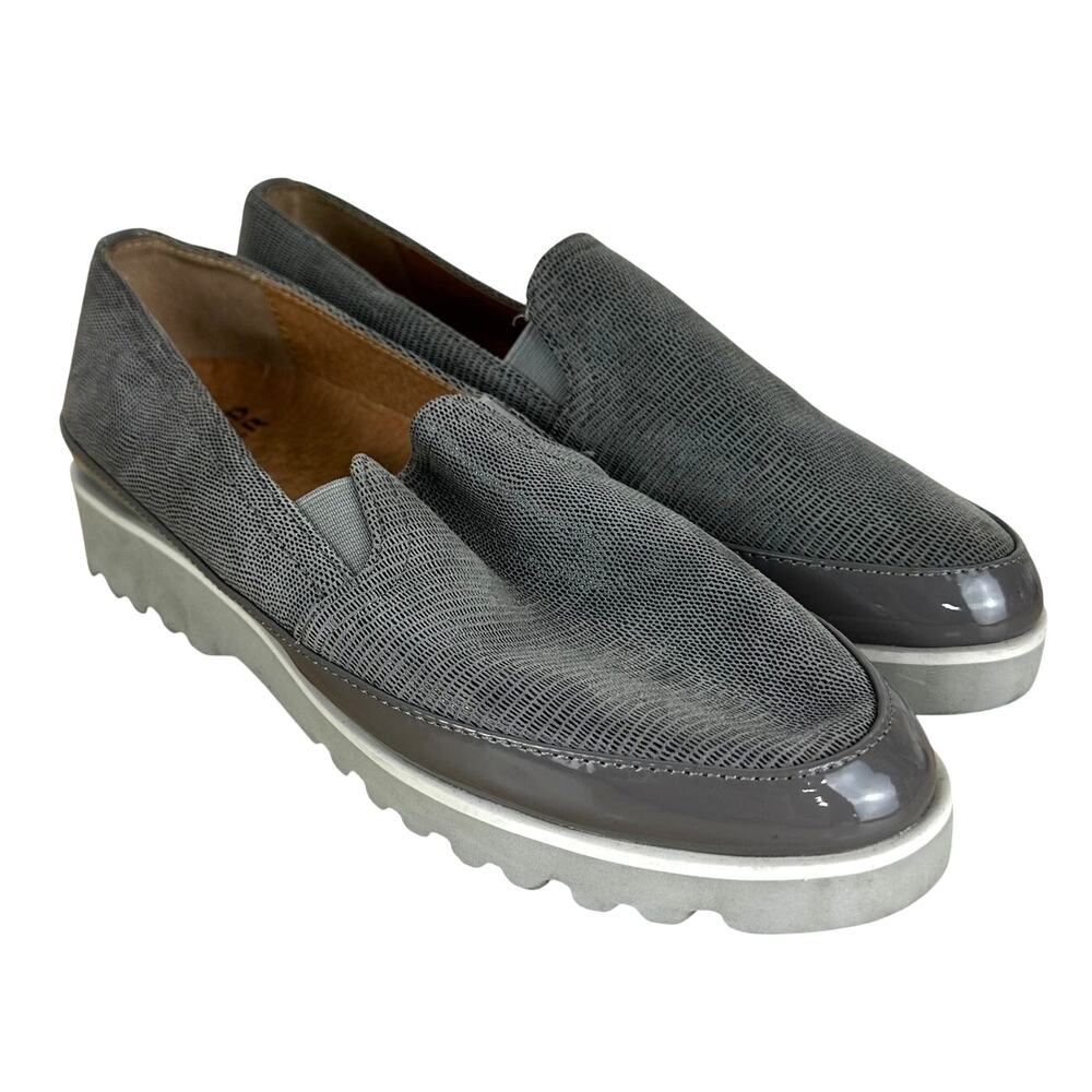 Donald Pliner Conner Slip On Loafer Gray Women's 8.5M Excellent Used Condition